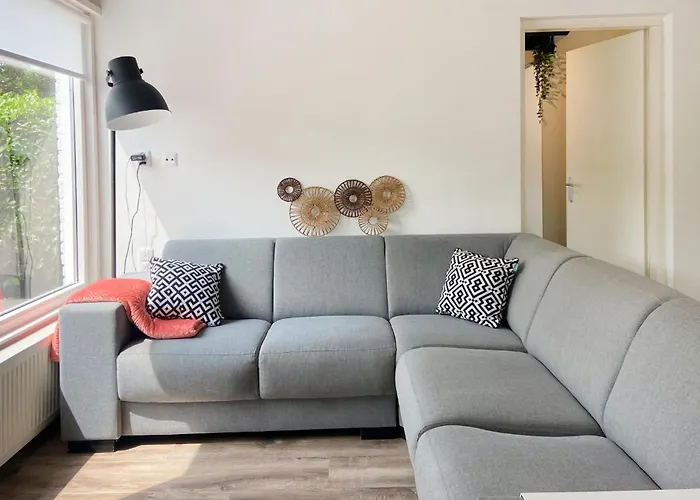 2 Bedroom In Noordwijkerhout