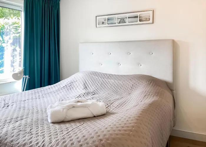 2 Bedroom In Noordwijkerhout