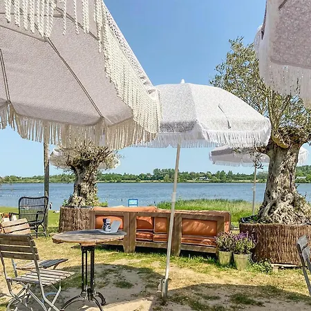 2 Bedroom In Noordwijkerhout